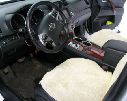 Toyota Highlander 2010 года - Фото 2 авто