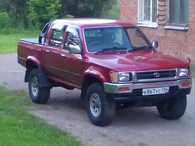 Toyota Hilux 1995 года