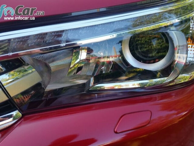 Toyota Hilux 2016 года