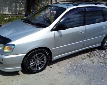 Toyota Ipsum 1997 року - Фото 2 автомобіля