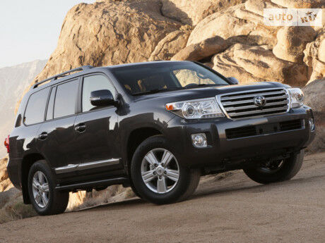 Toyota Land Cruiser 200 2011 года