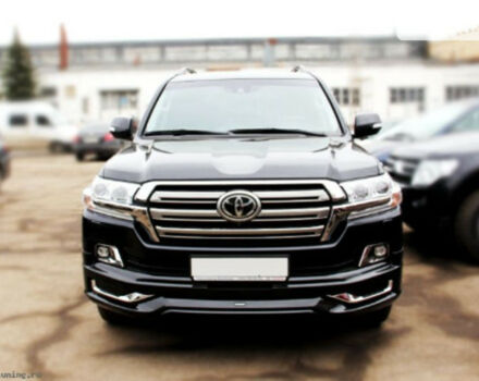 Toyota Land Cruiser 200 2020 року