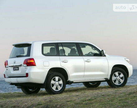 Toyota Land Cruiser 200 2009 года