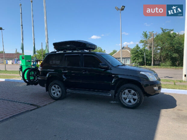 Тойота Ленд Крузер Прадо 120 2007 года Toyota Land Cruiser Prado 120 2007 года