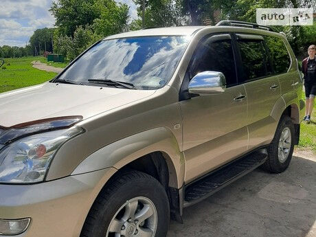 Тойота Ленд Крузер Прадо 120 2006 года Toyota Land Cruiser Prado 120 2006 года