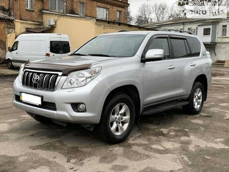 Toyota Land Cruiser Prado 150 2011 года