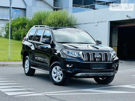 Тойота Ленд Крузер Прадо 150 2019 года Toyota Land Cruiser Prado 150 2019 года