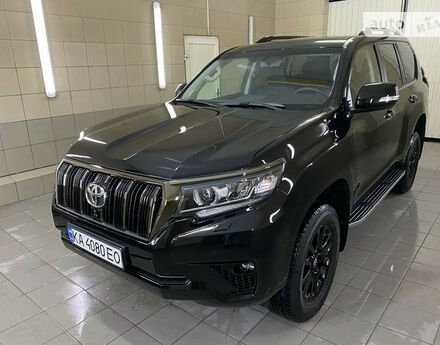 Toyota Land Cruiser Prado 150 2021 года