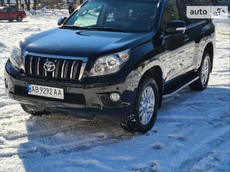 Тойота Ленд Крузер Прадо 2011 року Toyota Land Cruiser Prado 2011 року