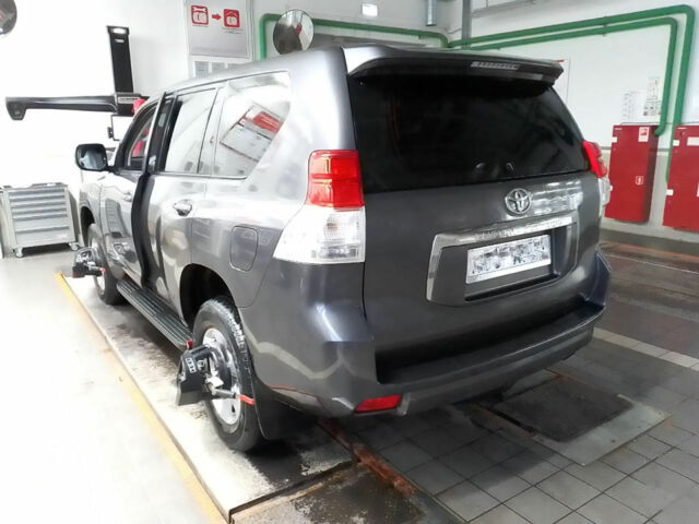 Toyota Land Cruiser Prado 2013 року