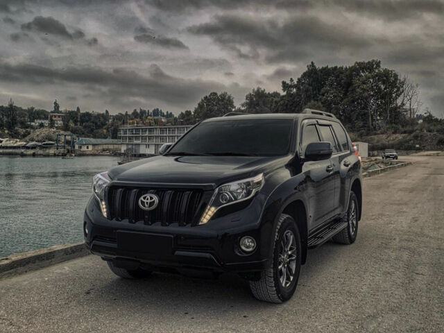Toyota Land Cruiser Prado 2016 года