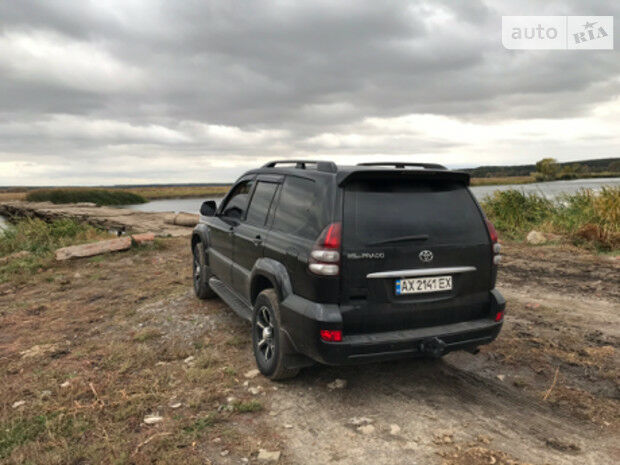 Toyota Land Cruiser Prado 2004 года