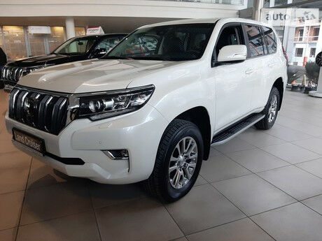 Toyota Land Cruiser Prado 2019 года