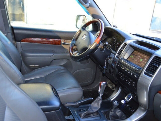 Toyota Land Cruiser Prado 2004 года