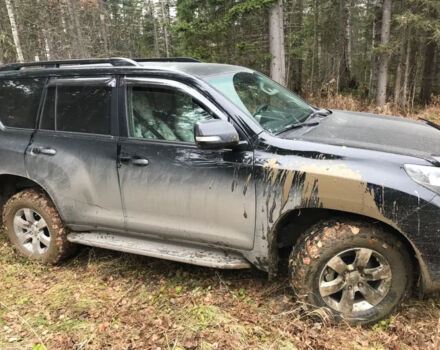 Toyota Land Cruiser Prado 2010 года - Фото 3 авто