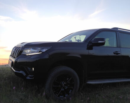 Toyota Land Cruiser Prado 2020 года