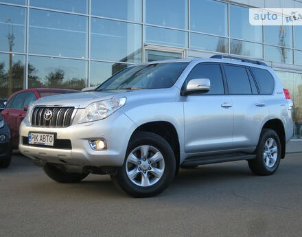 Toyota Land Cruiser Prado 2012 года