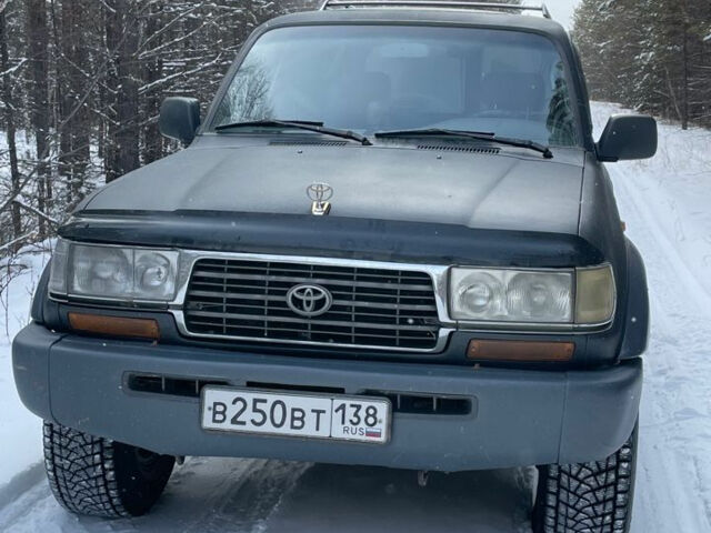 Toyota Land Cruiser 1993 року