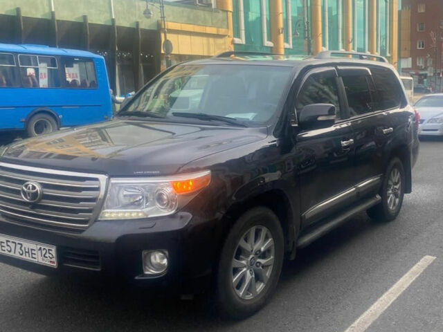 Toyota Land Cruiser 2012 року