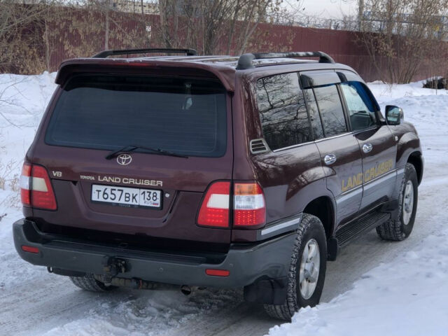 Toyota Land Cruiser 2001 года