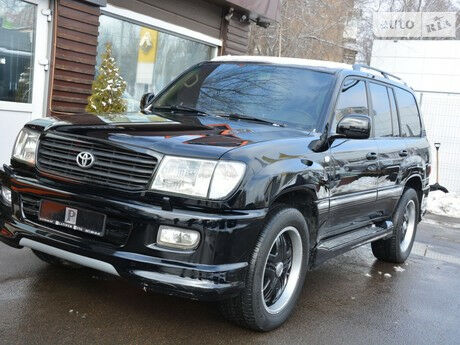 Тойота Ленд Крузер 1999 года Toyota Land Cruiser 1999 года
