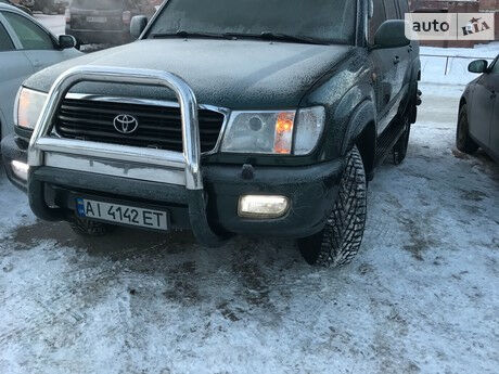 Тойота Ленд Крузер 1999 года Toyota Land Cruiser 1999 года