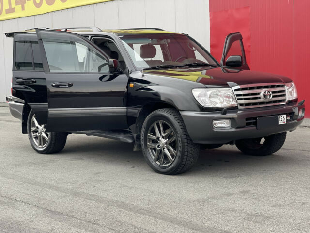 Toyota Land Cruiser 2006 року