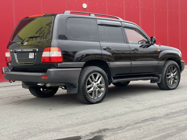 Toyota Land Cruiser 2006 року