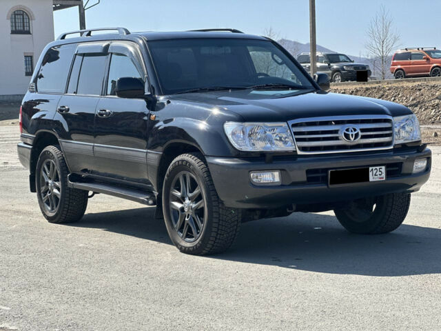 Toyota Land Cruiser 2006 року