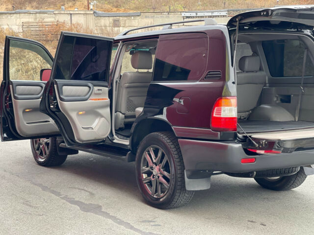 Toyota Land Cruiser 2006 року