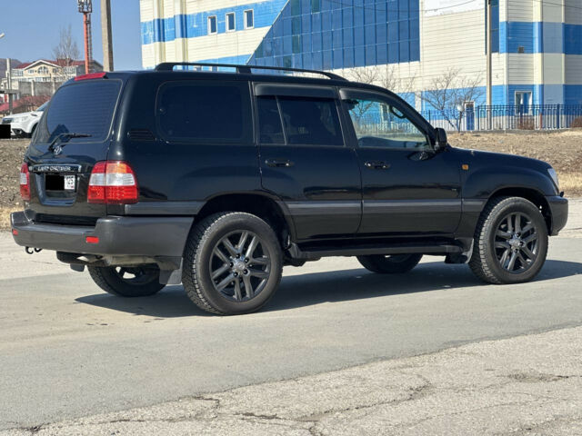 Toyota Land Cruiser 2006 року