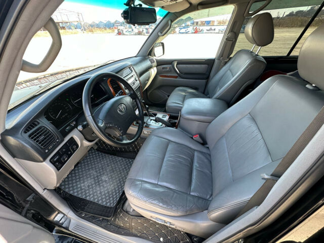 Toyota Land Cruiser 2006 року