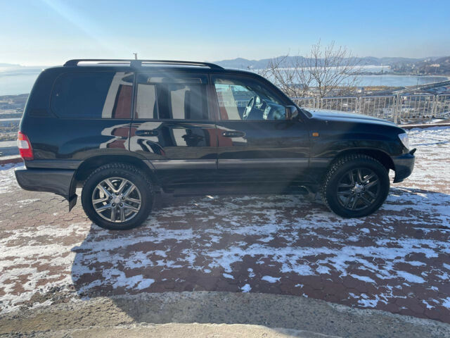 Toyota Land Cruiser 2006 року