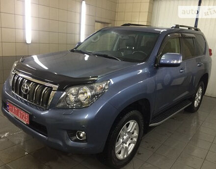 Toyota Land Cruiser 2011 року