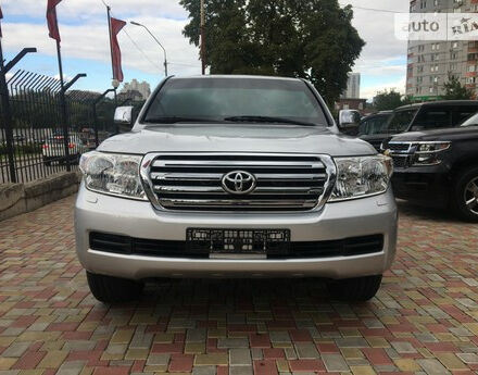 Toyota Land Cruiser 2011 года