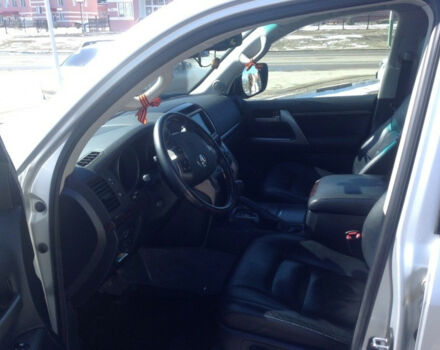 Toyota Land Cruiser 2011 года