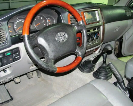 Toyota Land Cruiser 2007 року - Фото 9 автомобіля