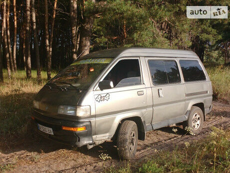 Toyota Lite Ace 1990 року