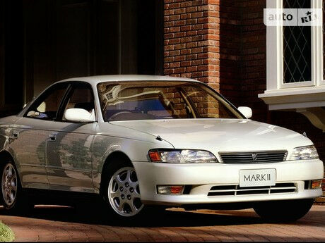 Тойота Марк 2 2001 года Toyota Mark II 2001 года