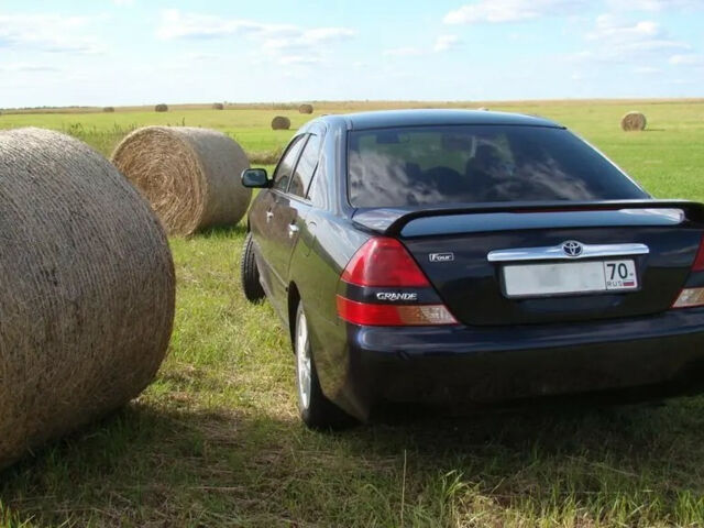 Toyota Mark II 2001 року