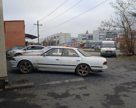 Toyota Mark II 1990 года