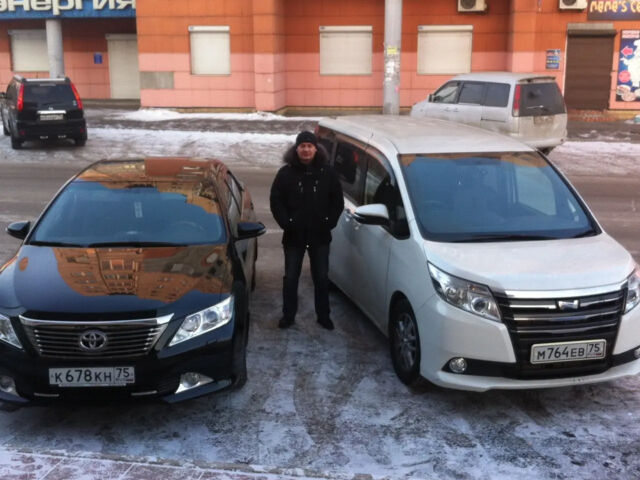 Toyota Noah 2014 года