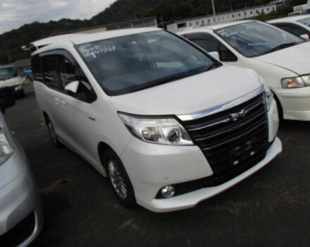 Toyota Noah 2014 года - Фото 10 авто