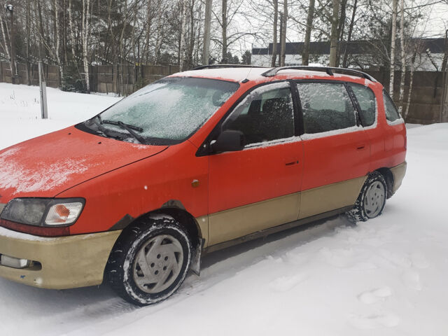 Toyota Picnic 2000 года