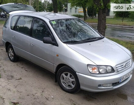 Фото на відгук з оцінкою 3.8   про авто Toyota Picnic 1997 року випуску від автора “Василий Юрьевич Кукушкин” з текстом: Старая отжитая техника, мотор без проблем, салон высокий, удобный, все довольные, прожорлив относ...