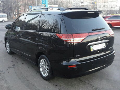 Toyota Previa 2004 року