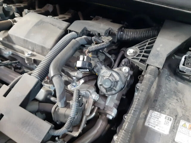 Toyota Prius 2016 года