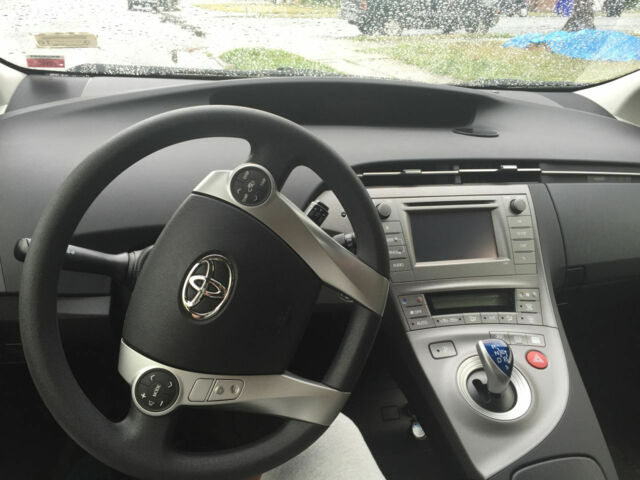 Toyota Prius 2012 року