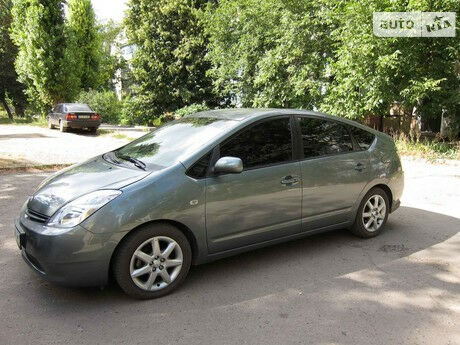 Toyota Prius 2005 года