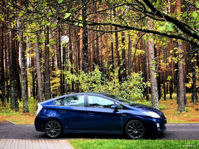 Toyota Prius 2010 року